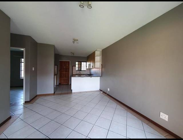 2 BEDROOM PROPERTY TO RENT IN MOOIKLOOF RIDGE ESTATE